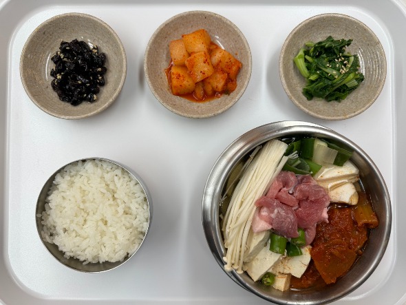 엄마손된장찌개